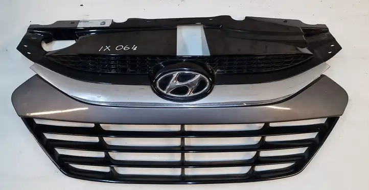 Hyundai ix35 (2009 - 2013) 863512Y000 Верхняя решетка радиатора — фото 1