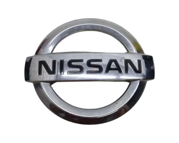 Nissan X-Trail T30 (2001 - 2007) 62890EQ000 Эмблема автомобиля — фото 1