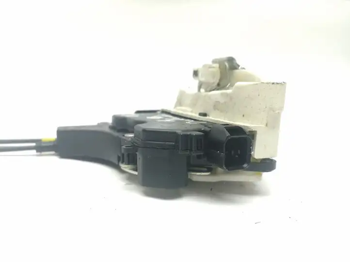 Mitsubishi Outlander (2007 - 2012) 085278 Замок задней двери — фото 1