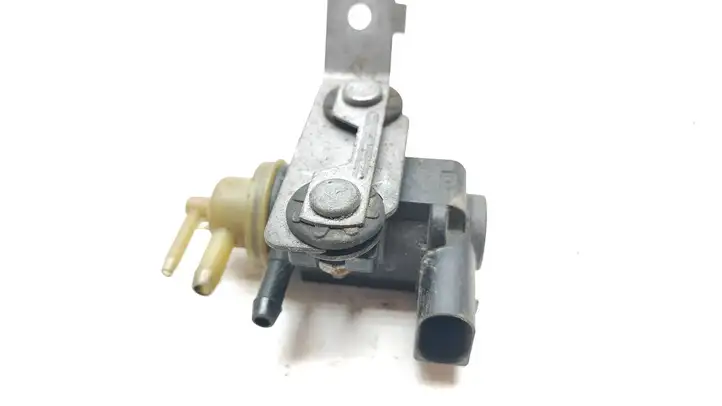 Seat Ibiza IV (6J,6P) (2008 - 2017) 1K0906627B Соленоид турбины — фото 2