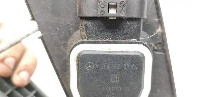 Mercedes-Benz C W204 (2007 - 2014) A2043000204 Педаль акселератора — фото 4