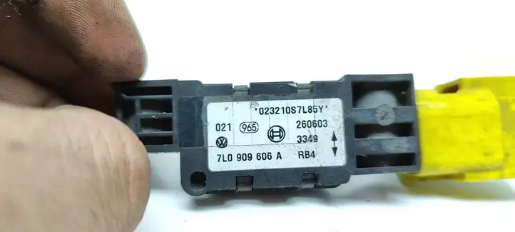 Volkswagen Touareg I (2002 - 2010) 7L0909606A Датчик удара SRS — фото 3
