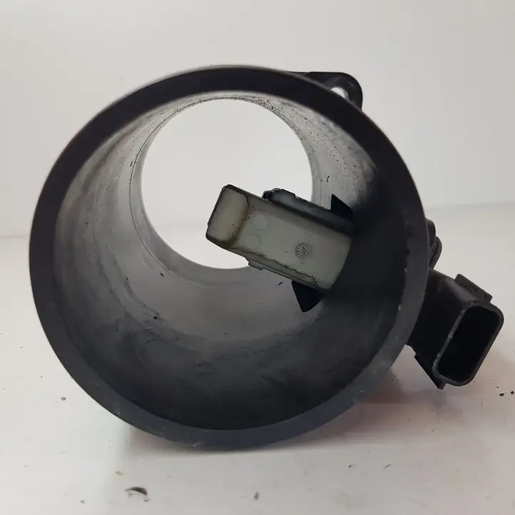 Nissan Juke I F15 (2010 - 2018) 8200682558 Датчик массового расхода воздуха — фото 2
