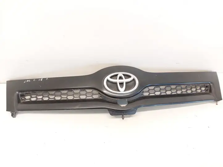 Toyota Corolla Verso AR10 (2004 - 2009) 531110F020 Верхняя решетка радиатора — фото 1