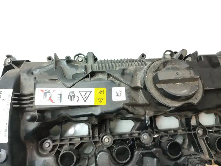BMW 3 G20 G21 (2019 - ) 72474693 Крышка головки блока цилиндров — фото 16