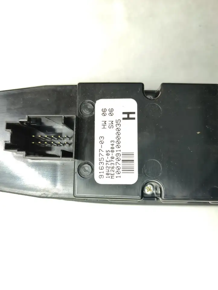 BMW 7 F01 (2008 - 2016) 9163577 Блок кнопок стеклоподъемников — фото 3