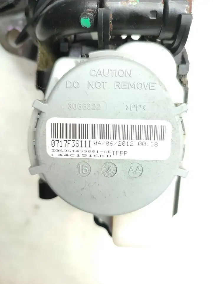 BMW X3 F25 (2010 - 2017) 306961499001 Передний ремень безопасности — фото 2