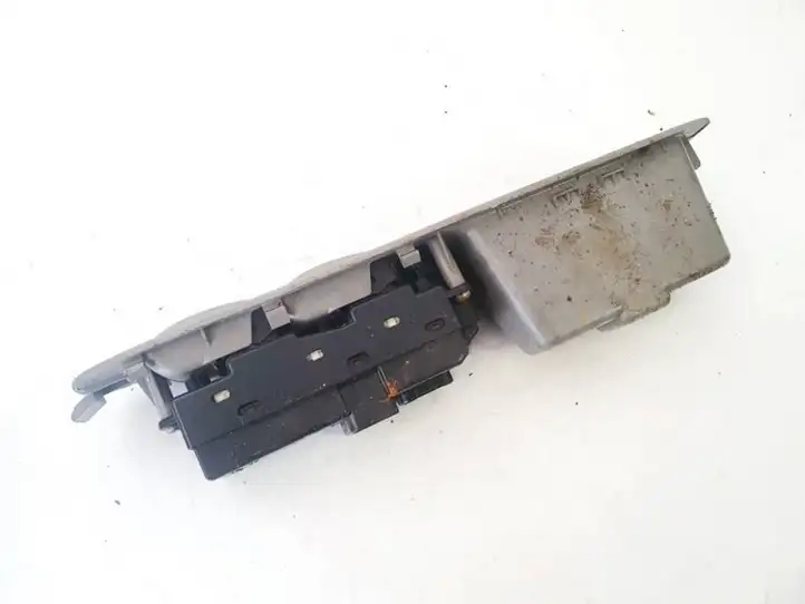 Mazda Demio (2002 - 2007) E016084L1 Кнопка стеклоподъемников — фото 2