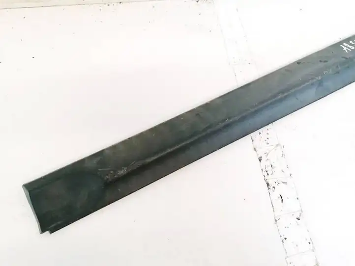 Opel Zafira A (1999 - 2003) 090597589 Молдинги задней двери — фото 1