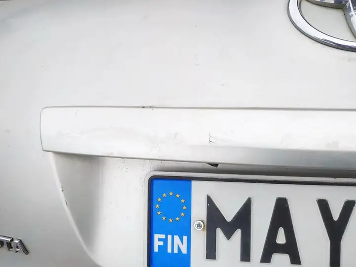Toyota Auris 150 (2006 - 2012) Подсветка номера — фото 2