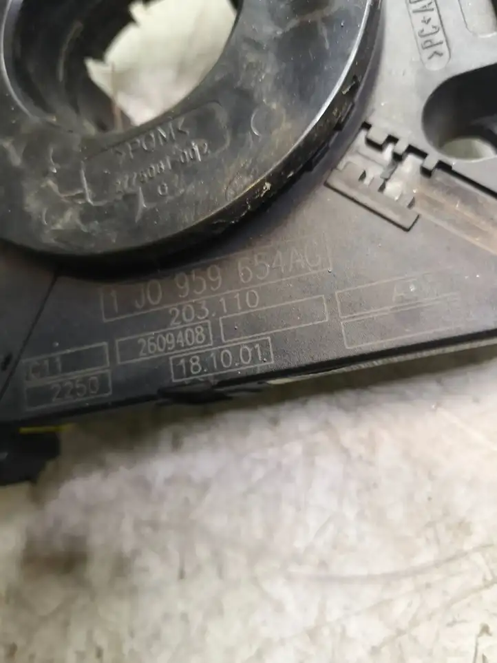 Audi A6 S6 C5 4B (1997 - 2001) 1J0959654AG Контактное кольцо SRS — фото 3
