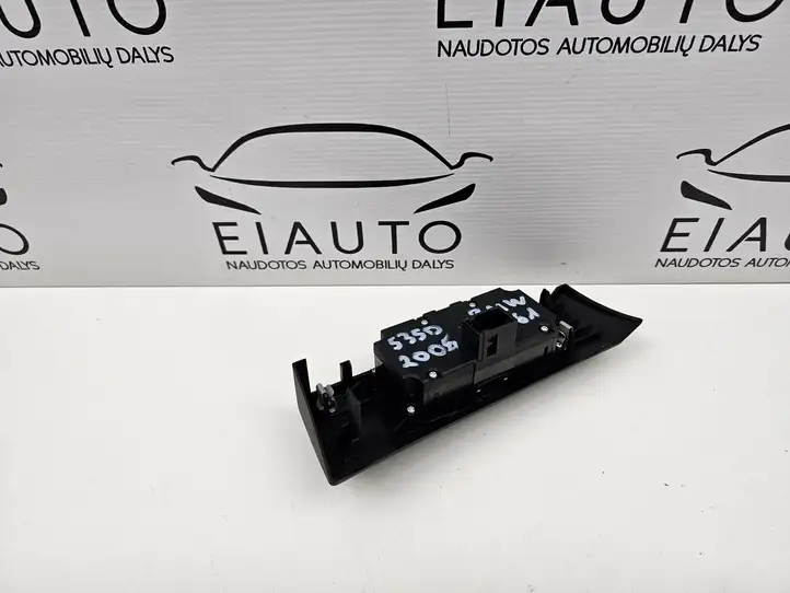 BMW 5 E60 E61 (2004 - 2010) 6953735 Включатель фонарей — фото 5