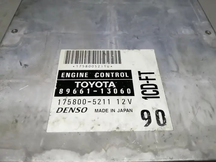 Toyota Corolla Verso E121 (2001 - 2004) 8966113060 Блок управления двигателем (ЭБУ) — фото 4