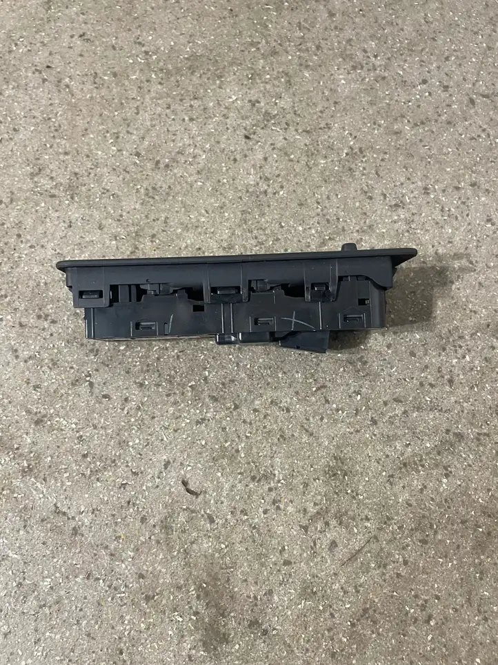 Land Rover Discovery Sport (2014 - 2019) FK7214540AB Блок кнопок стеклоподъемников — фото 3