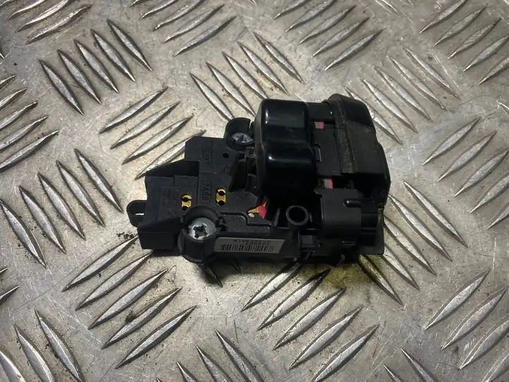 Nissan X-Trail T30 (2001 - 2007) 160903 Кнопки на рулевом колесе — фото 1