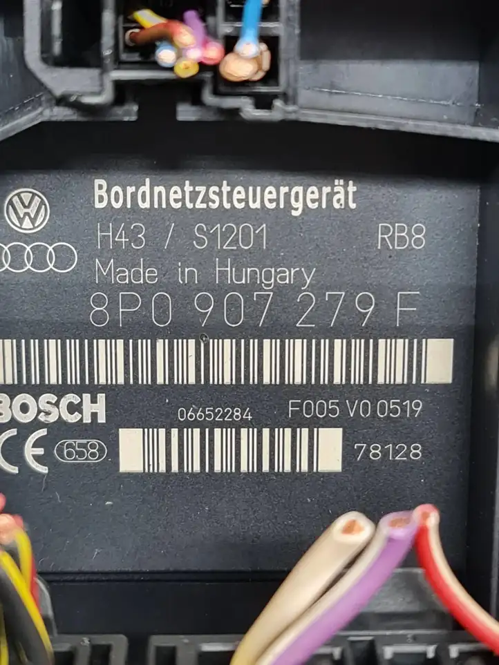Audi A3/S3 8P (2004 - 2008) 8P0907279F Модуль комфорта — фото 5
