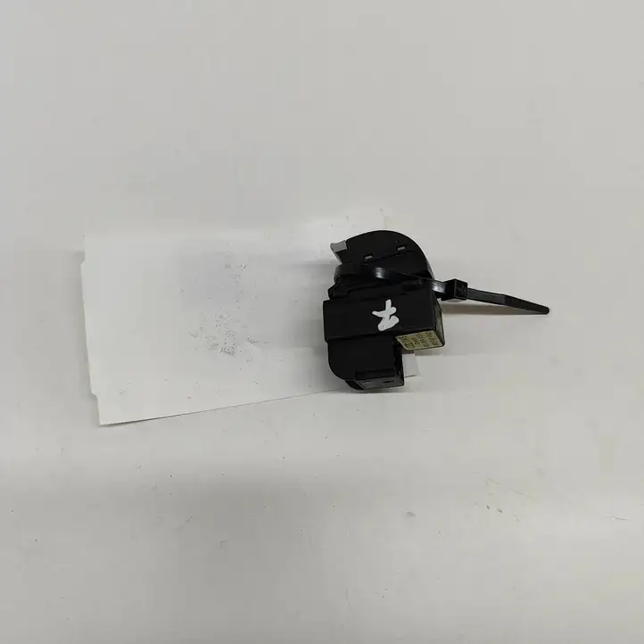 Audi A3/S3 8P (2008 - 2013) 4E0959855C Кнопка стеклоподъемников — фото 1