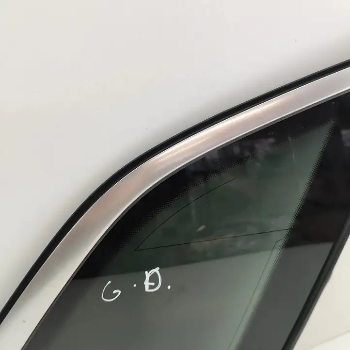 Audi Q5 SQ5 (2017 - ) 80A845298J Форточка двери — фото 4