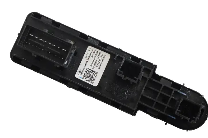 Peugeot 208 (2019 - ) 98421760ZD Блок кнопок стеклоподъемников — фото 4