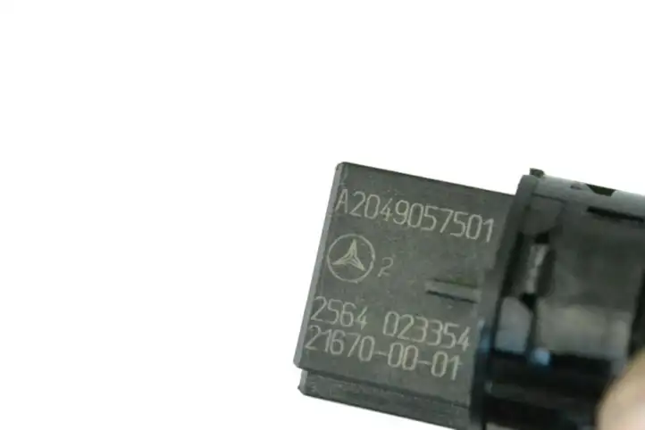 Mercedes-Benz A W176 (2012 - 2018) A2049057501 Датчик света — фото 5