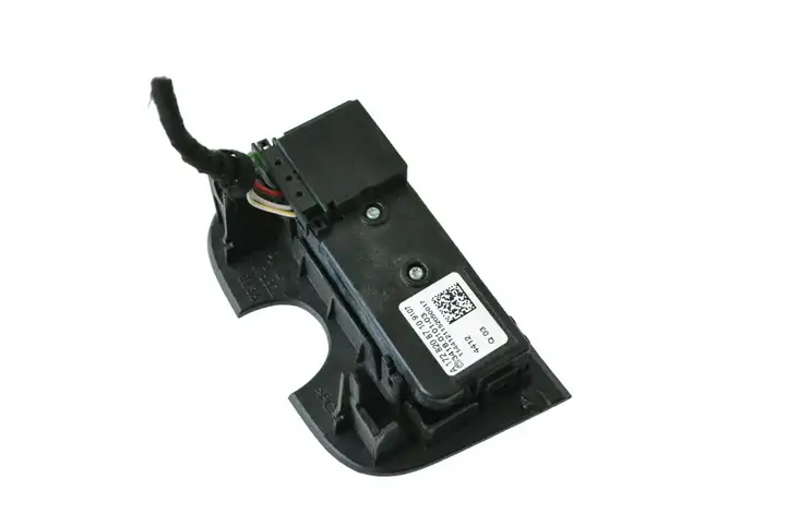 Mercedes-Benz A W176 (2012 - 2018) A1728208710 Блок кнопок на панели — фото 3