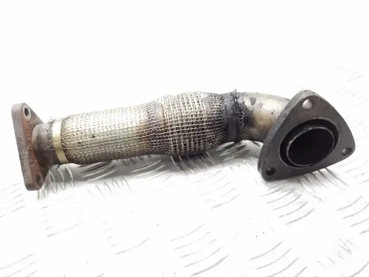 Audi A4 S4 B6 8E 8H (2000 - 2006) 059131789E Другая деталь (детали) коллектора выброса — фото 1