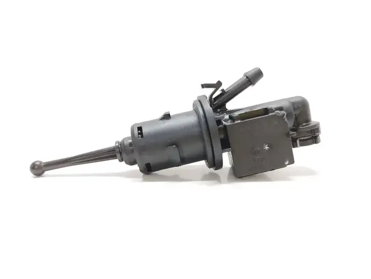 Volkswagen Golf Plus (2008 - 2014)  1K07213880 Главный цилиндр сцепления