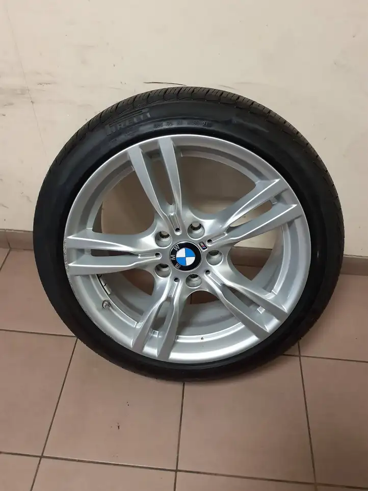 BMW 5 F10 F11 (2009 - 2016) 7845880 Легкосплавный колесный диск R18 — фото 1