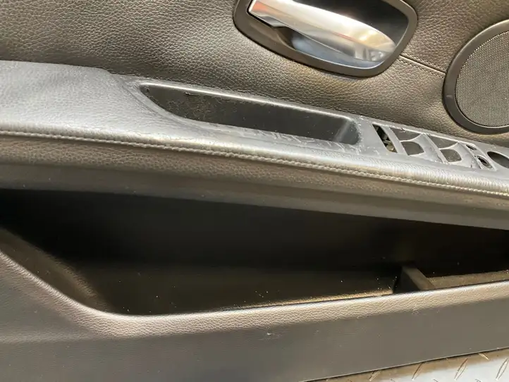BMW 5 E60 E61 (2004 - 2010) Обшивка задней двери — фото 24