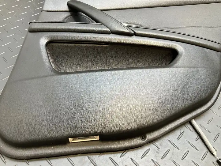 BMW 5 E60 E61 (2004 - 2010) Обшивка задней двери — фото 32