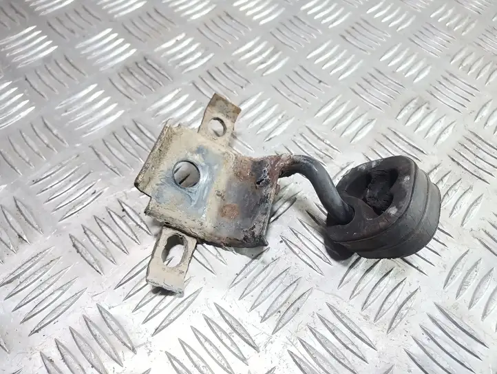 Ford Kuga I (2008 - 2012) Кронштейн глушителя — фото 1