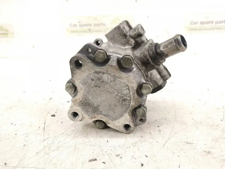 Audi A4 (2004 - 2009)   Насос усилителя руля (гур)