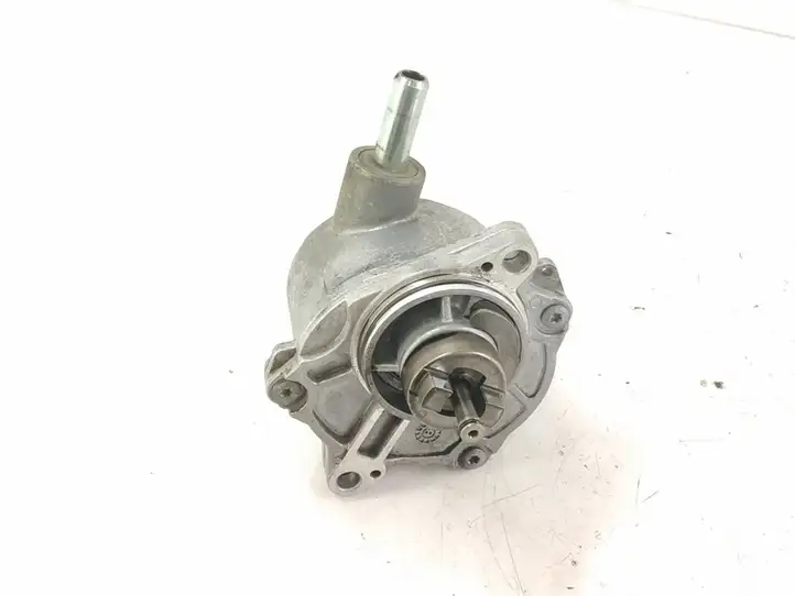 Mercedes-Benz ML W164 (2005 - 2011)   Вакуумный насос