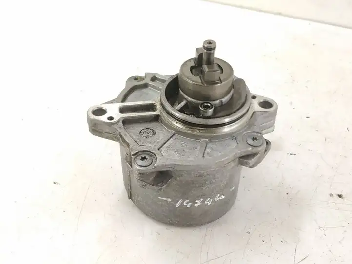 Mercedes-Benz ML W164 (2005 - 2011)   Вакуумный насос