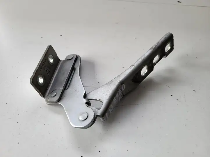 Seat Exeo (3R) (2008 - 2013)   Петля (петли) капота