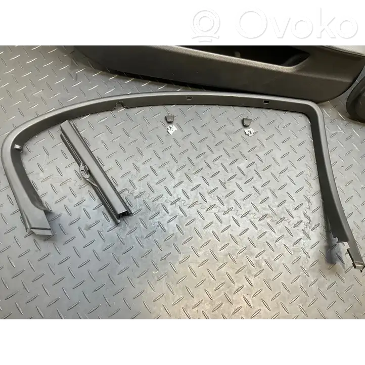 BMW 5 E60 E61 (2004 - 2010) Обшивка задней двери — фото 11