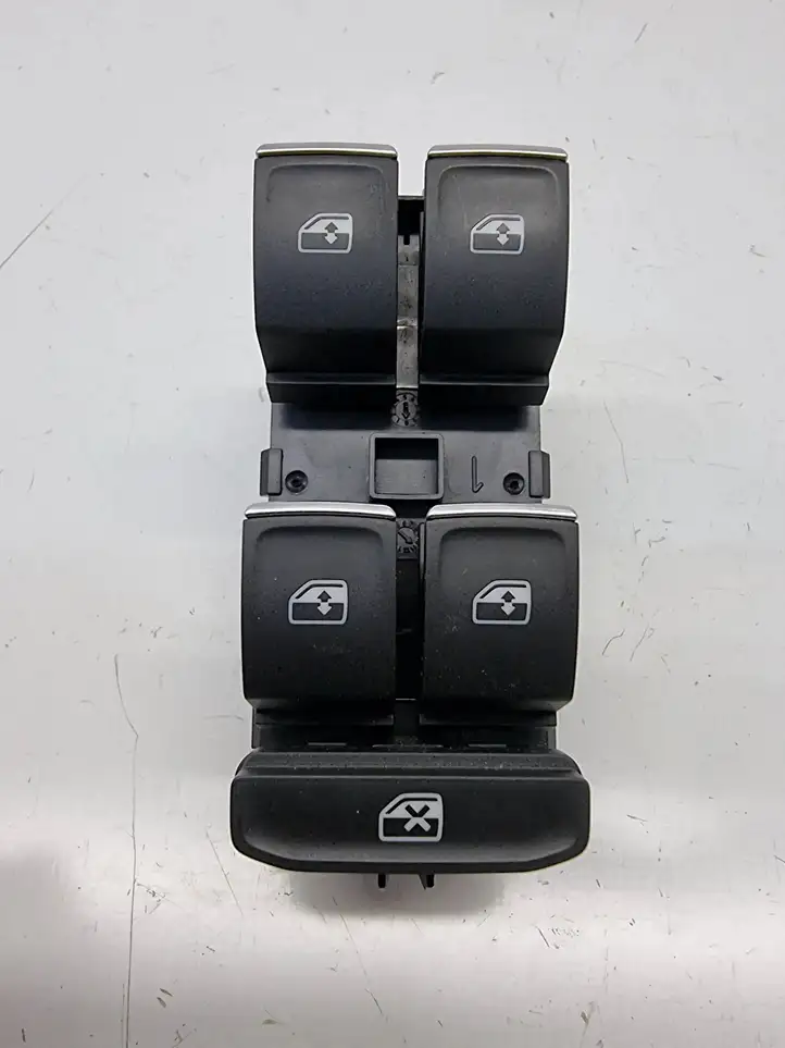Seat Leon IV (2020 - ) 5G0959857E Кнопка стеклоподъемников — фото 1