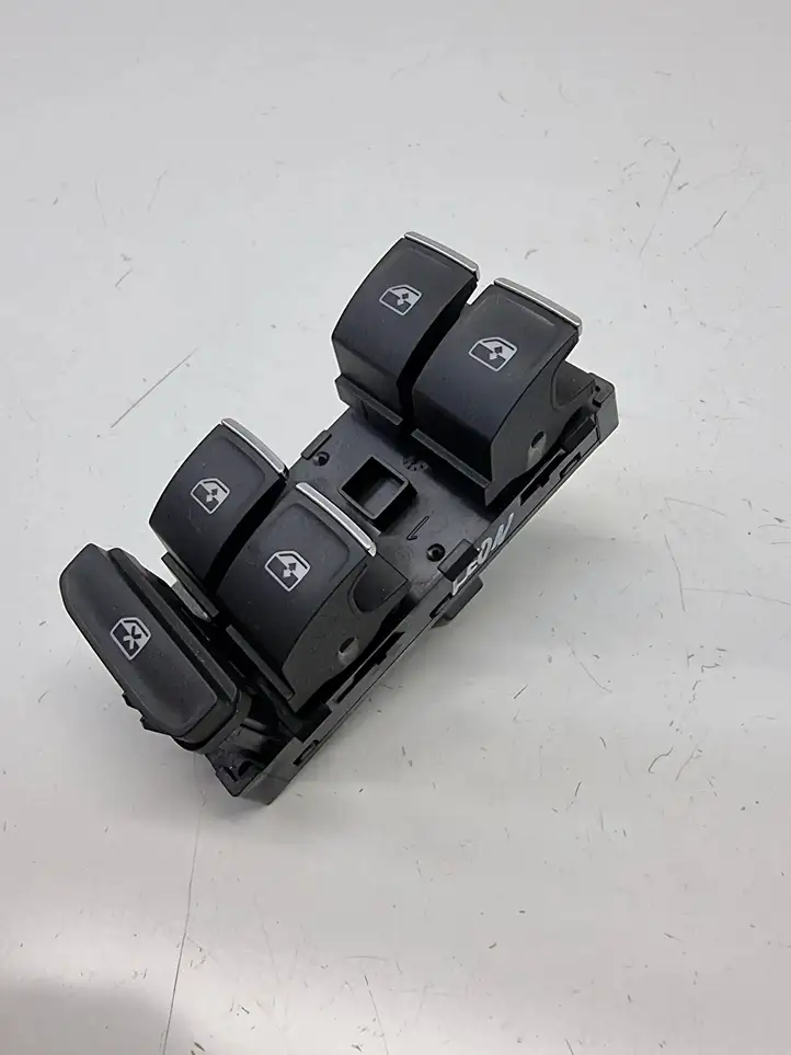 Seat Leon IV (2020 - ) 5G0959857E Кнопка стеклоподъемников — фото 3