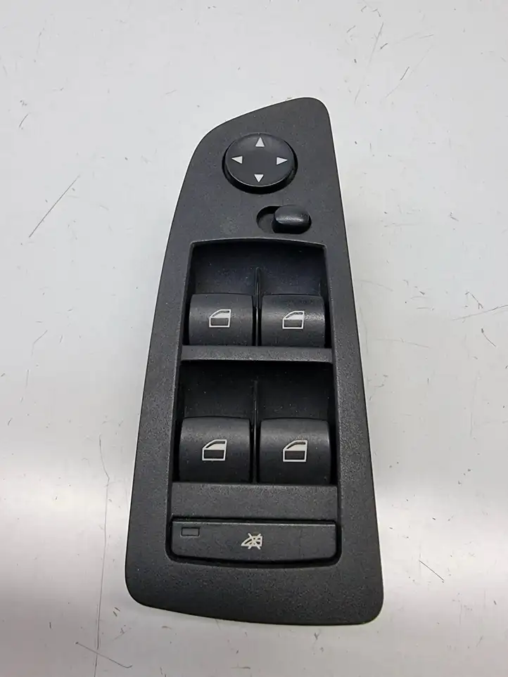 BMW 1 E82 E88 (2007 - 2014) 9217254 Кнопка стеклоподъемников — фото 1