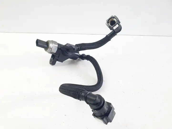 Peugeot 5008 II (2020 - ) 9828711180 Датчик температуры топлива — фото 6