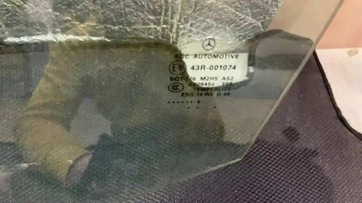 Mercedes-Benz ML W166 (2012 - 2017) 43R001074 Стекло передней двери — фото 3