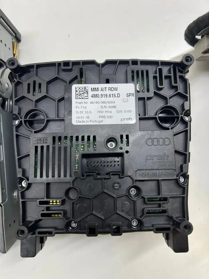 Audi Q7 4M (2015 - ) 4M0857273A Магнитола / мультимедийная система — фото 7