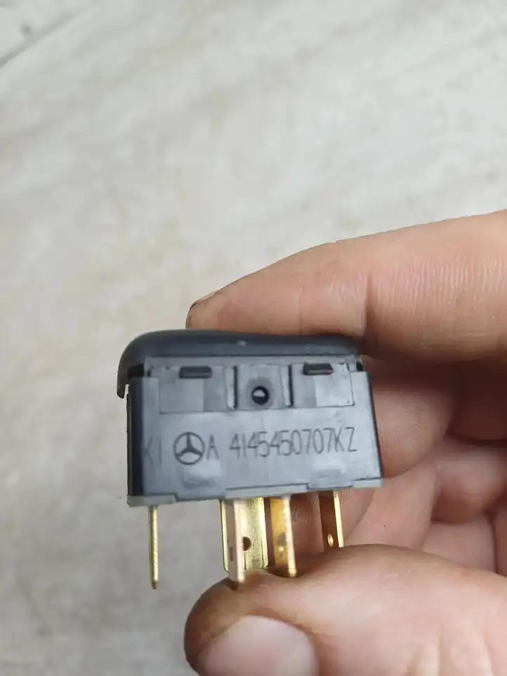 Mercedes-Benz Vaneo W414 (2001 - 2005) A4145450707 Блок кнопок стеклоподъемников — фото 4