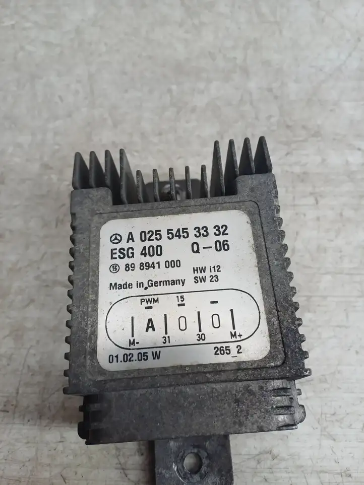 Mercedes-Benz Vaneo W414 (2001 - 2005) A0255453332 Реле вентилятора охлаждения — фото 6