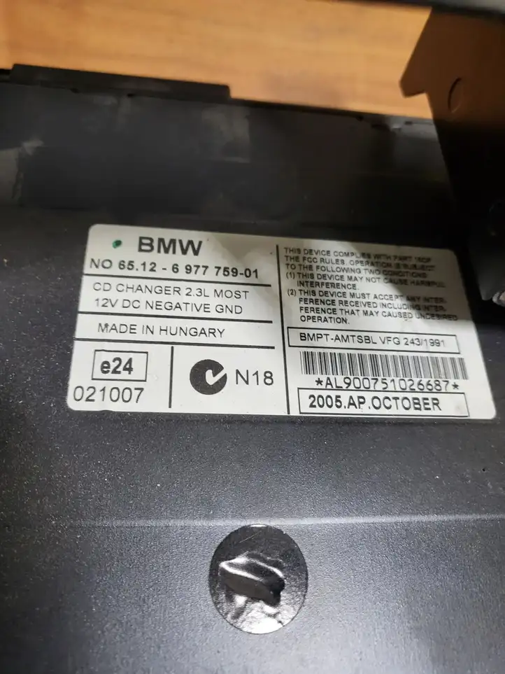 BMW 3 E90 E91 (2005 - 2012) 6977759 CD/DVD чейнджер — фото 3