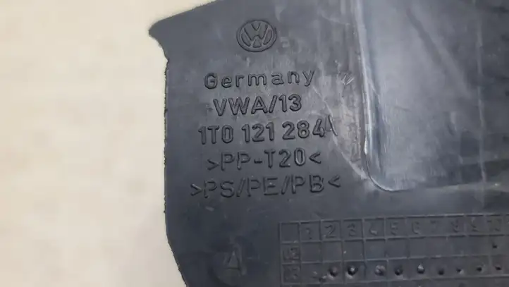 Volkswagen Touran I (2003 - 2010) 1T0121284A Дефлектор воздуха — фото 4