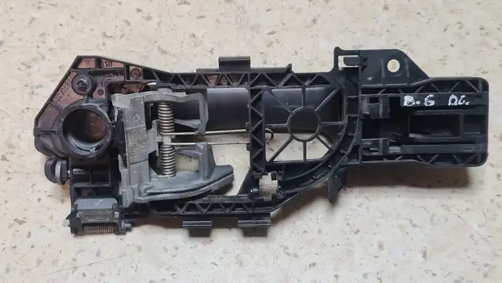 Volkswagen PASSAT B6 (2005 - 2010) 3C0837886J Наружная ручка задней двери — фото 3