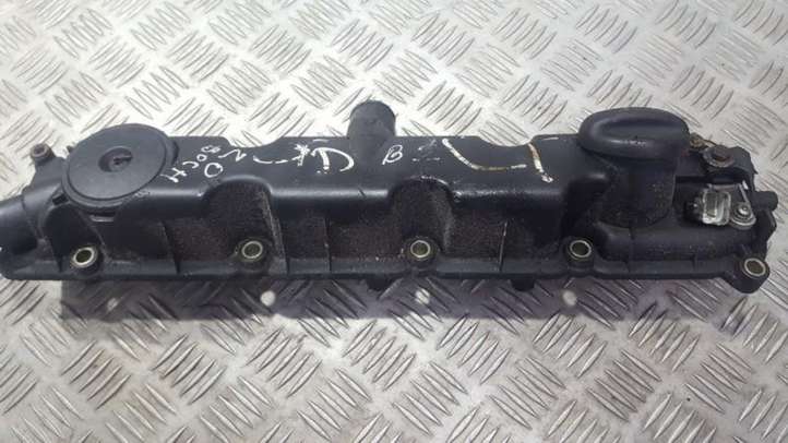 Peugeot 307 (2001 - 2005)  9630142180 Крышка головки