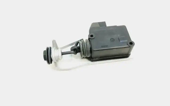 Peugeot 207 (2006 - 2009) 9643826880 Замок крышки топливного бака — фото 1