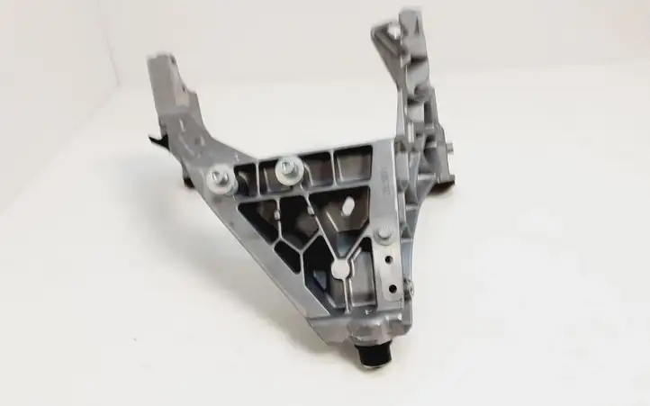 BMW 7 F01 (2008 - 2016) 2021071 Кронштейн рулевой колонки — фото 2